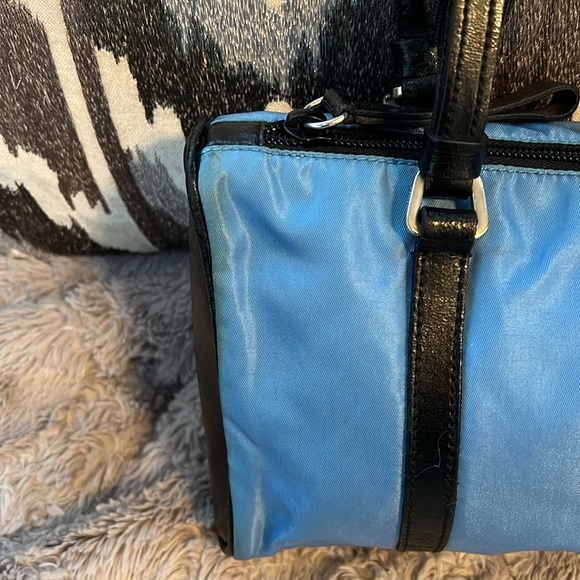 PRADA Nylon Blue Long Strap Shoulder bag casual / sporty look - priced to sell - Picture 12 of 17